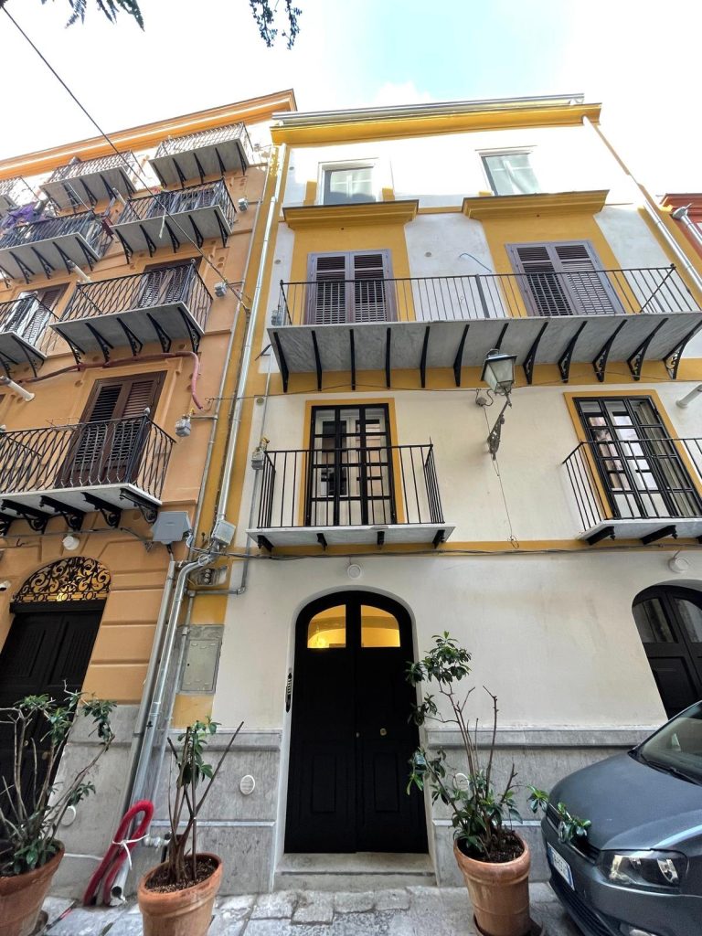 Appartamento in Affitto Zona Centro storico, foto 1 di 17