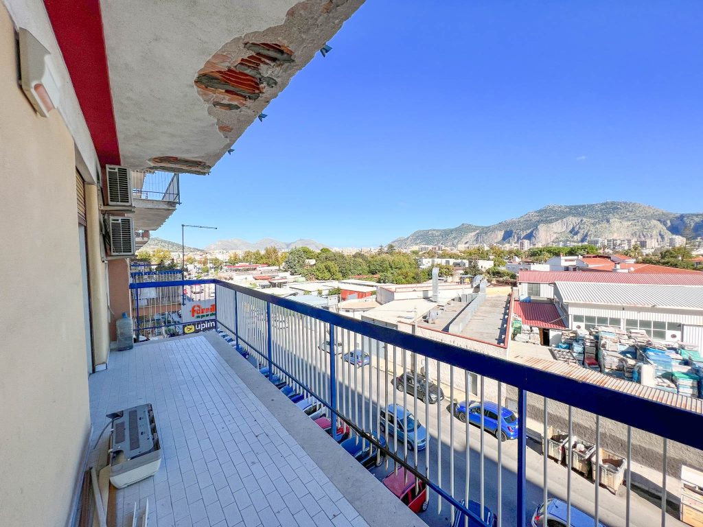 Appartamento in Vendita Zona Uditore, foto 3 di 30