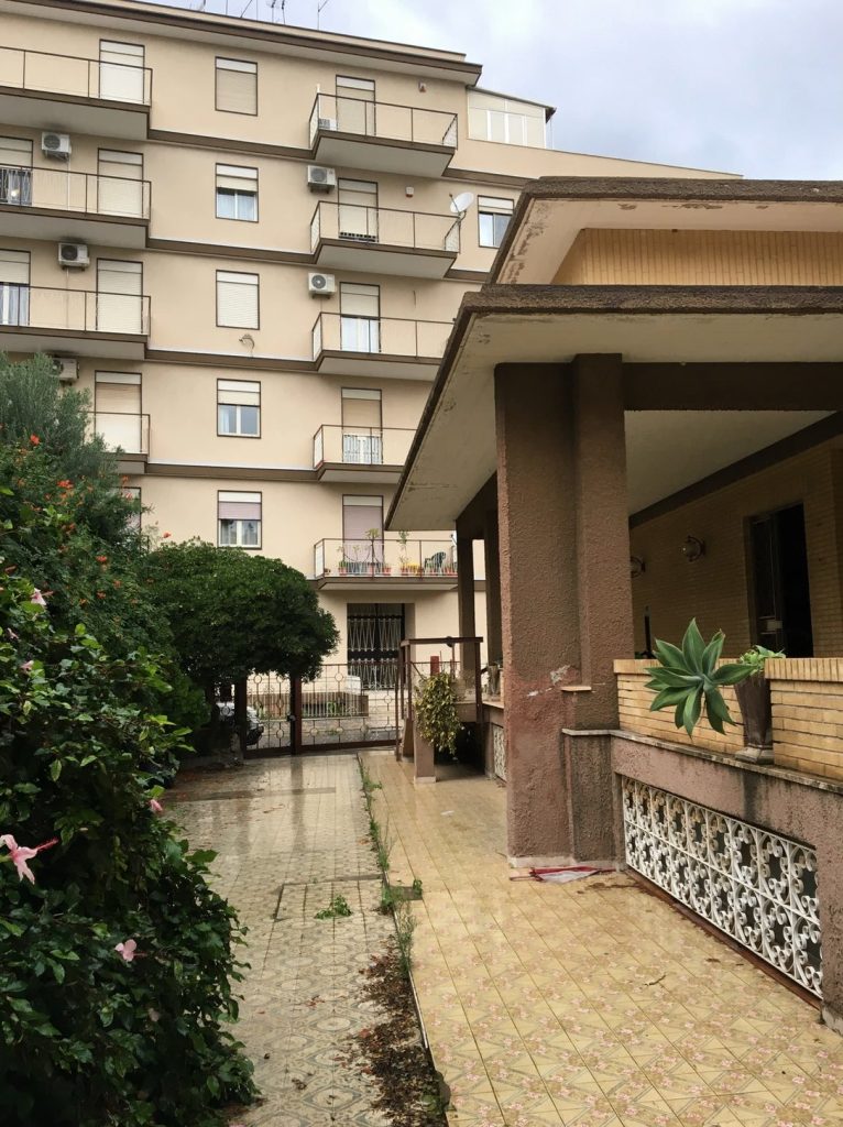 Villa in Vendita Zona Sferracavallo, foto 8 di 24